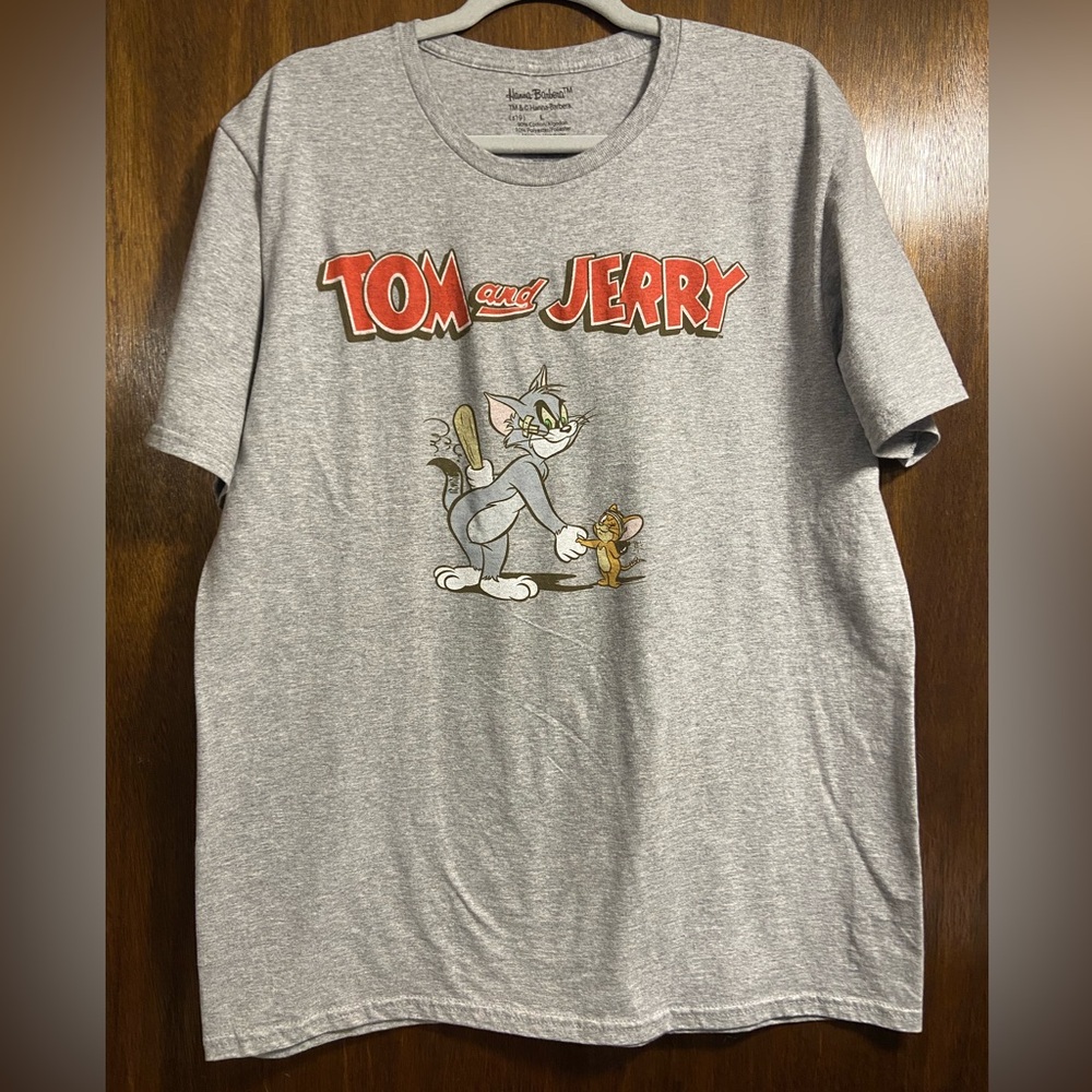 NWOT - Tom And Jerry Graphic Tee